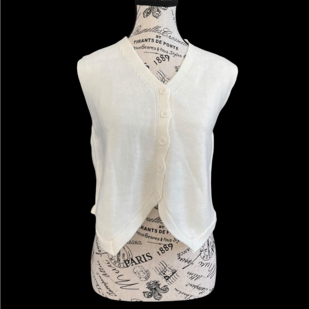 TFY Collection Ivory Knit Sweater Vest Cardigan Crop V-Neck Button Front Size L